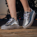 Tênis Feminino Casual com Glitter GuGi 605-GG – Brilho, Conforto e Estilo em Cada Passo