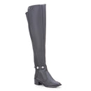 Bota Over The Knee GuGi – Poder, Estilo e Conforto em Um Só Passo!