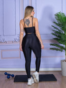 Conjunto Fitness 3D – Top com Alça + Legging com Cós Cruzado | Estilo, Sustentação e Conforto em Cada Movimento!